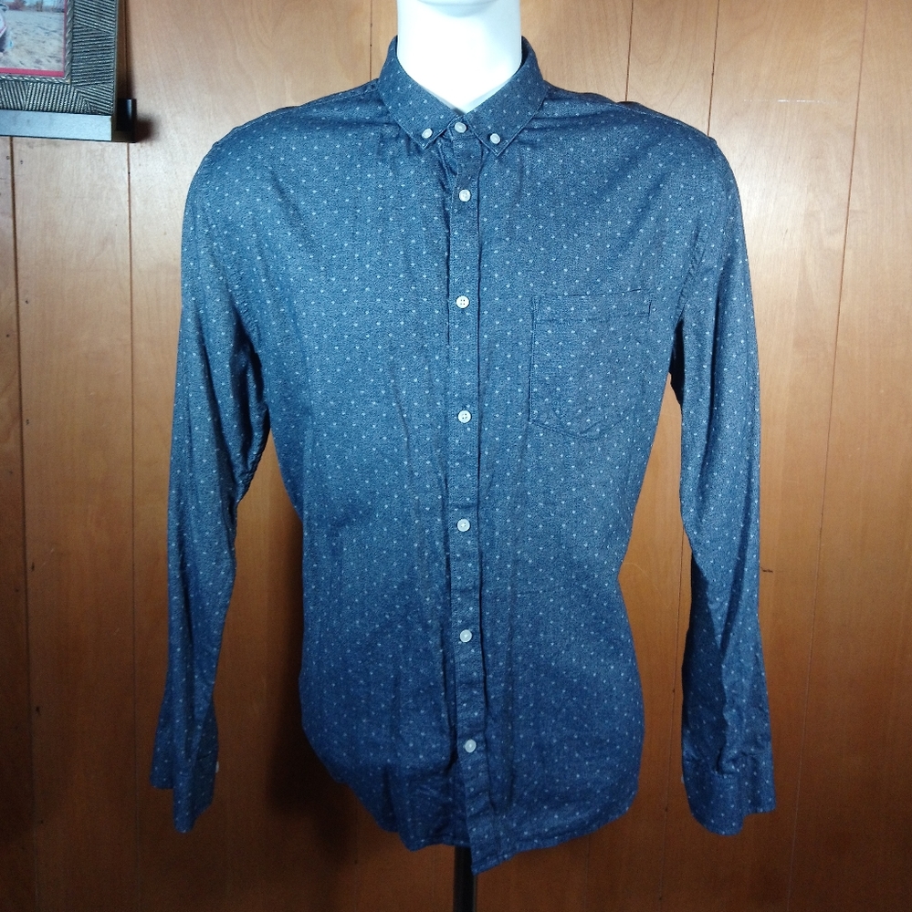 H&M Long Sleeve Button Down Shirt